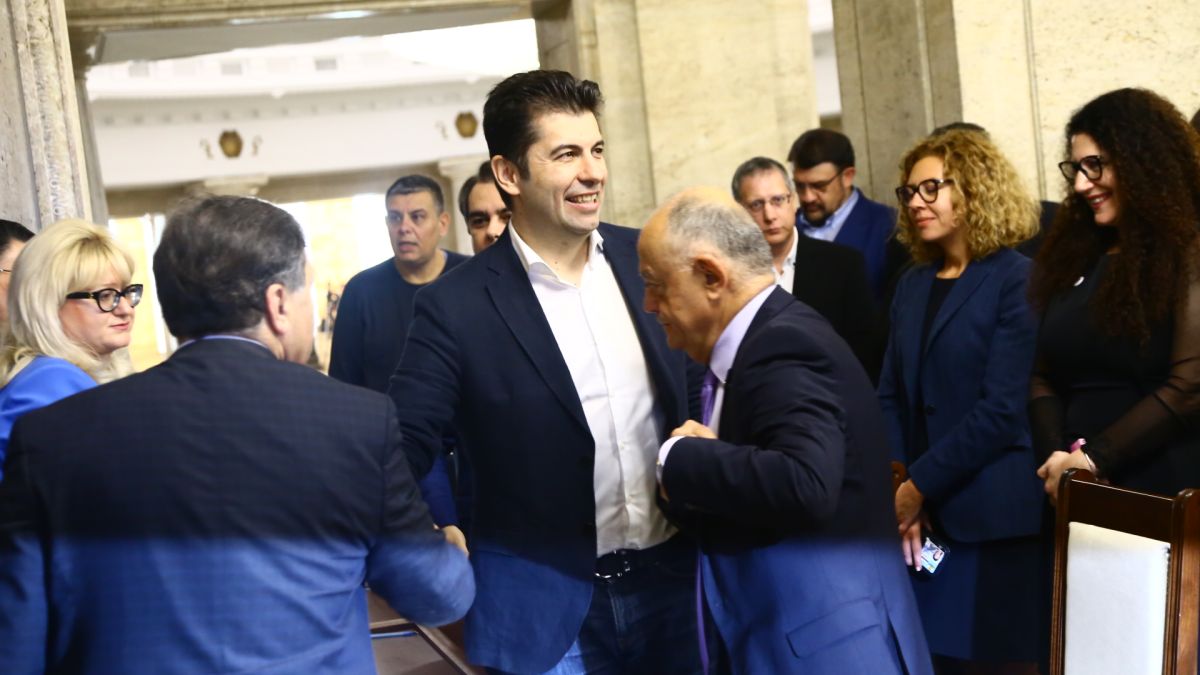 Разкриха плана на ПП за управление на кризата с фаталния инцидент с Кирил Петков