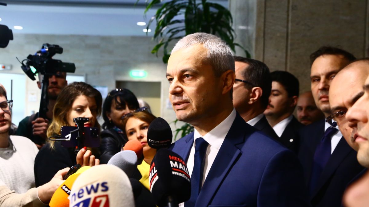 Костадинов заплете голяма конспирация с атентата срещу Фицо 