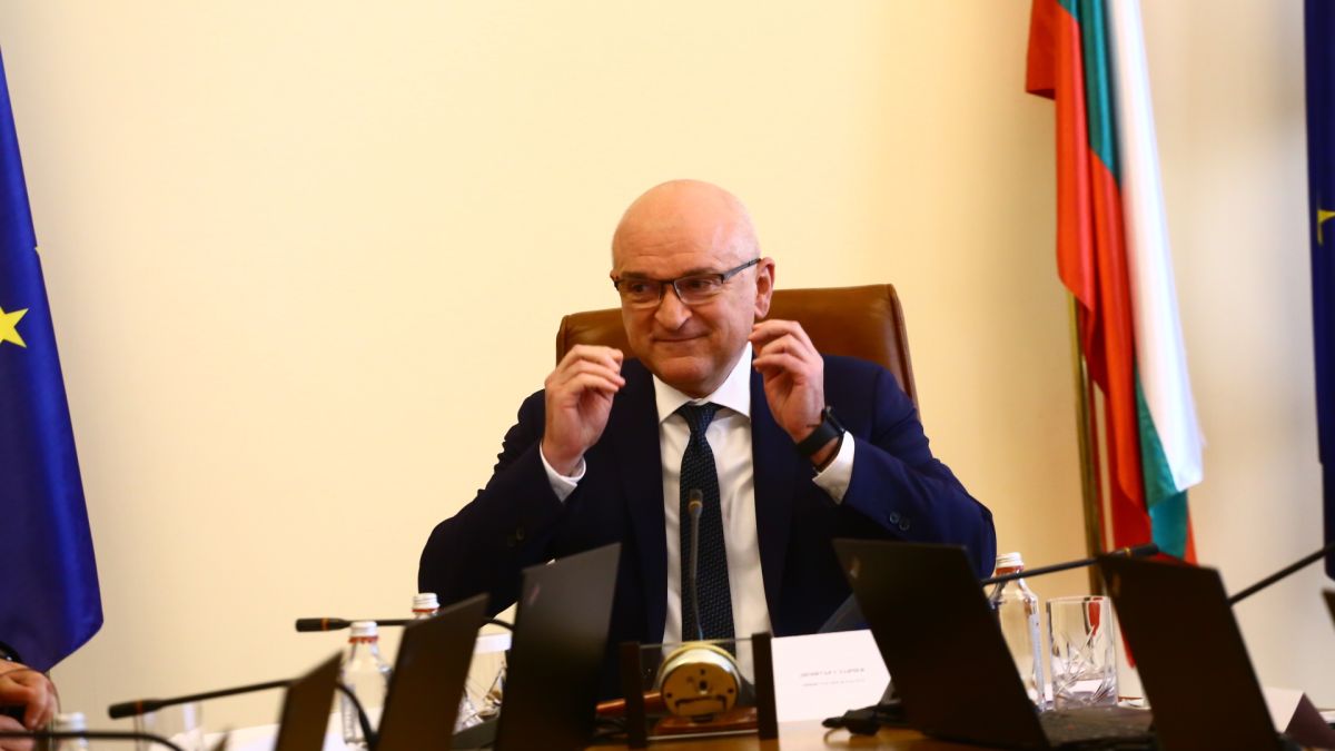 Зам.-министър поднесе неприятна изненада на Главчев 
