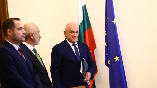 Главчев с неочакван ход след скандала, забъркан от Радев