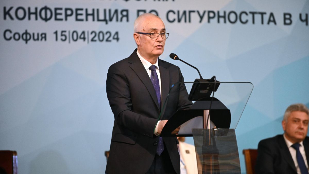Военният министър с важни думи от Мюнхен