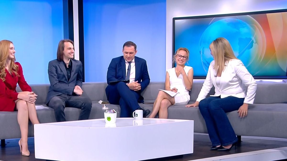 Пълен цирк в ефира на bTV! Цънцарова се кикоти като за последно, не може да... СНИМКИ