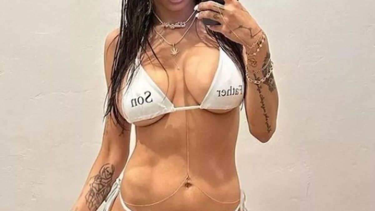 Порно кралицата Миа Халифа смая феновете си с лично признание СНИМКИ 18+