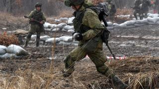 Военен посочи колко хора е струпала Русия в Часов Яр