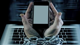 Сърфирате ли често в интернет?! Пазете се, последиците са страшни 
