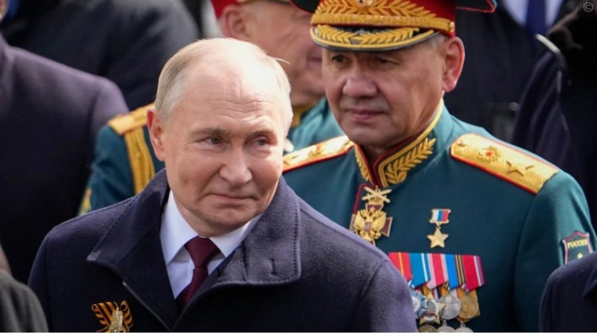 MI6: Смяната на Шойгу не е обикновена рокада, а...