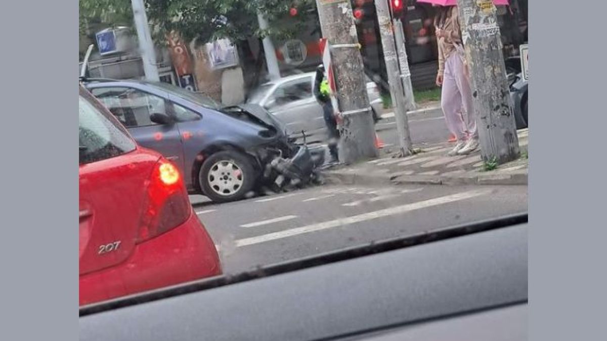 Първо в БЛИЦ! Ново страховито меле по пътищата на България! СНИМКИ
