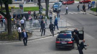 Разстрелът на Фицо: ВИДЕО показва първите секунди след атентата 
