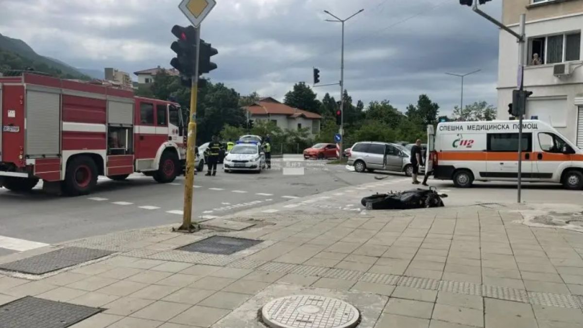 СНИМКА 18+ след смъртоносна катастрофа във Враца взриви мрежата