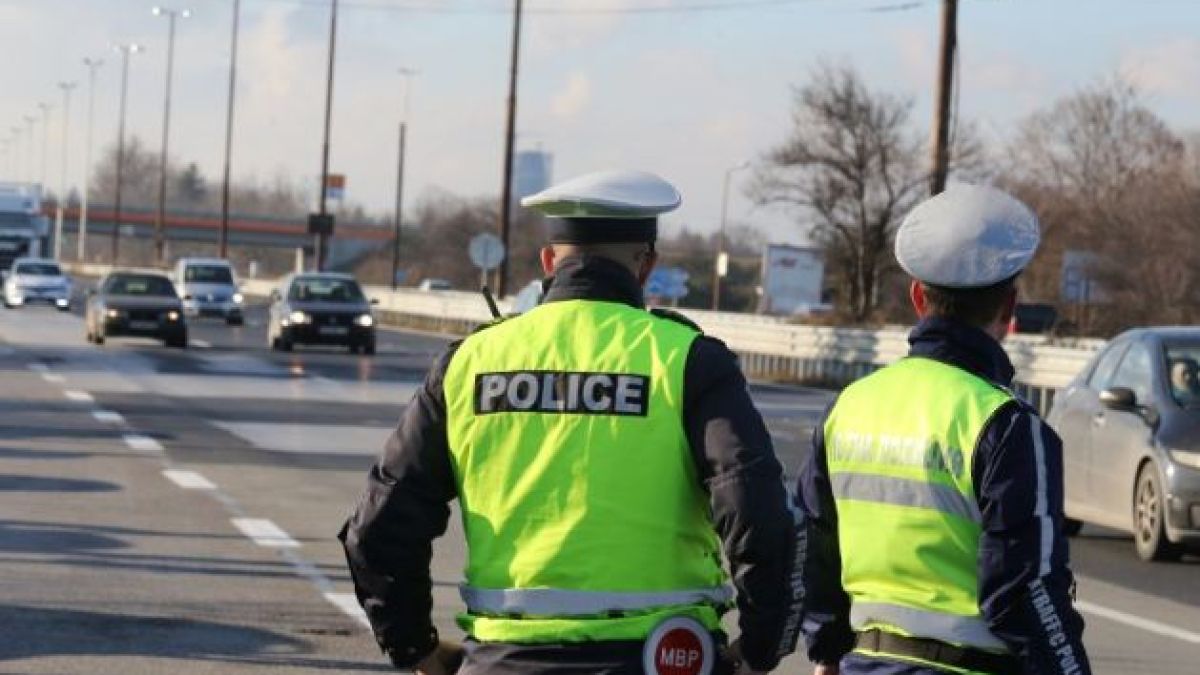Извънредно в БЛИЦ! Полиция блокира АМ "Струма", ето какво се случва 