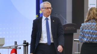 Денков хвърли кърпата към Борисов ВИДЕО