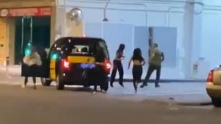 Каре мацки се развихри и смля от бой клет бакшиш ВИДЕО 18+