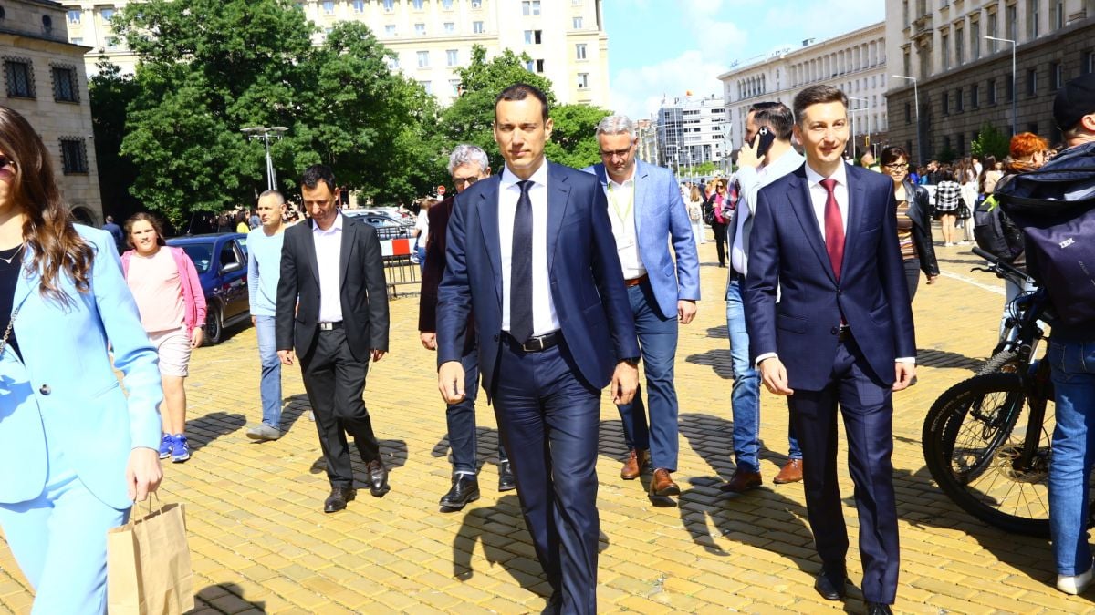 Всички се смеят, но е тъжно: Нанков се избъзика жестоко с Терзиев