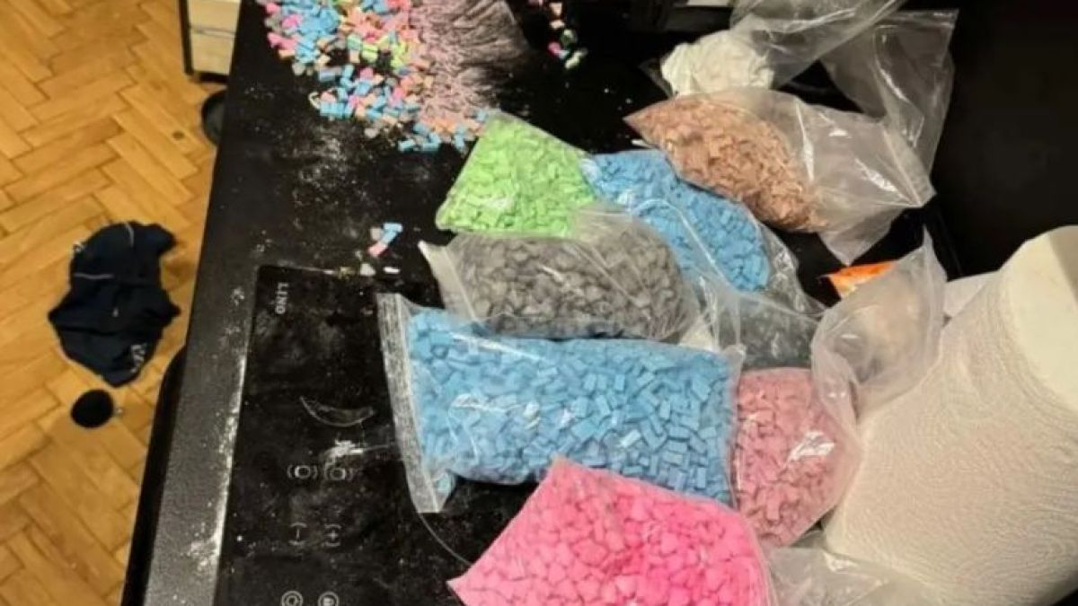 Маскирани ченгета от "Кобра" удариха софийски квартали, натръшкаха много хора СНИМКИ