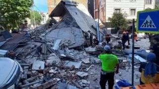 Най-страшната вест дойде след ужаса в Истанбул, страховито ВИДЕО запечата рухването на сградата  
