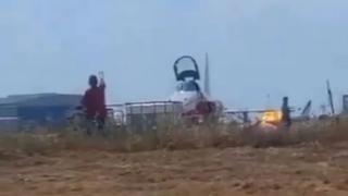 Неописуем ужас в небето по време на авиошоу ВИДЕО