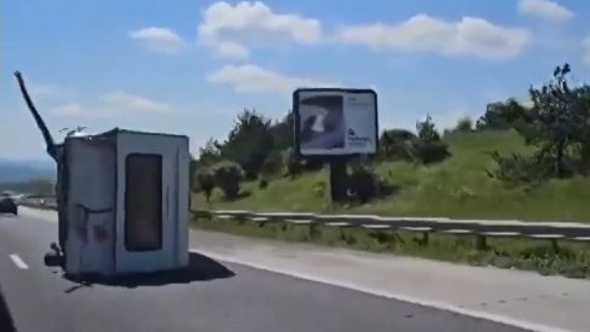 Ад на АМ "Тракия"! Трафикът към морето спря, шофьорите беснеят ВИДЕО