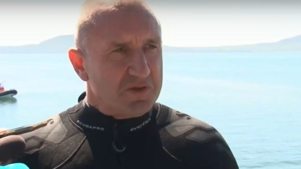 Радев лъсна на смайващо ВИДЕО! Никой БГ президент не е правил такова нещо