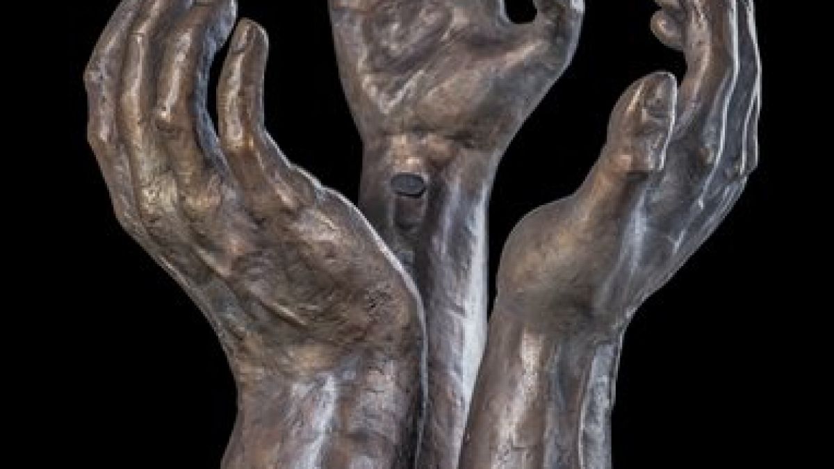 Българите бедни ли? Нашенец даде четвърт милион лева за бутилка уиски 