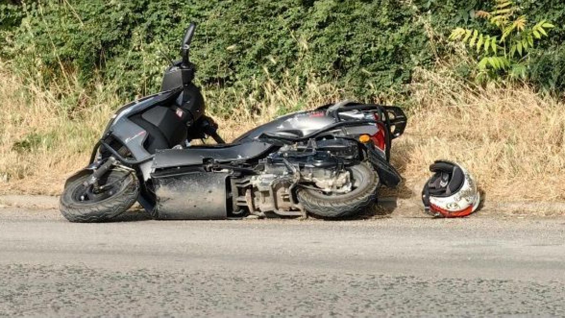 Тежка катастрофа в Бургаско с моторист