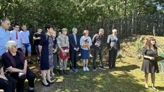 Нинова от Литаково: Историята ни учи никога повече да не допускаме фашизъм