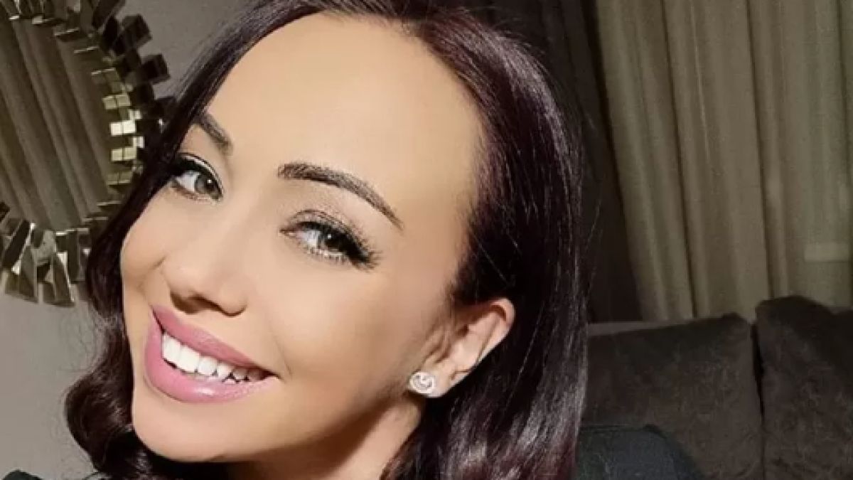 Фолкпевицата Мира пропищя от нагъл измамник: Замина за Германия и там...