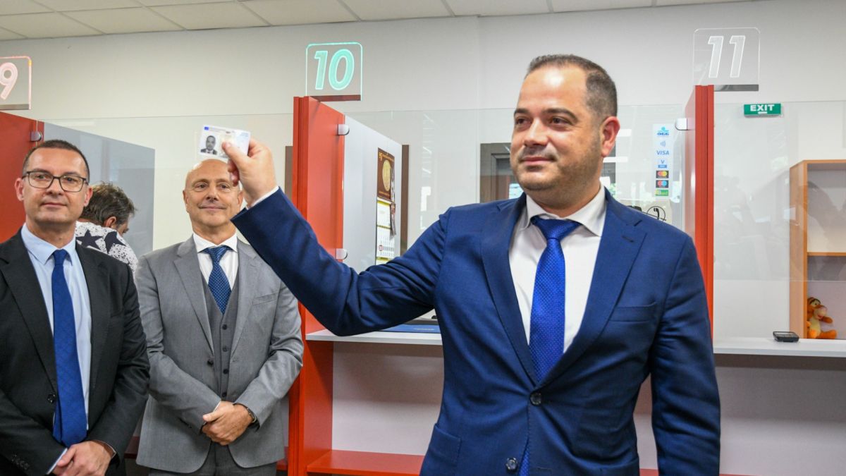 Министър призна за съдбоносен разговор, обяви влиза ли в кабинета "Желязков"