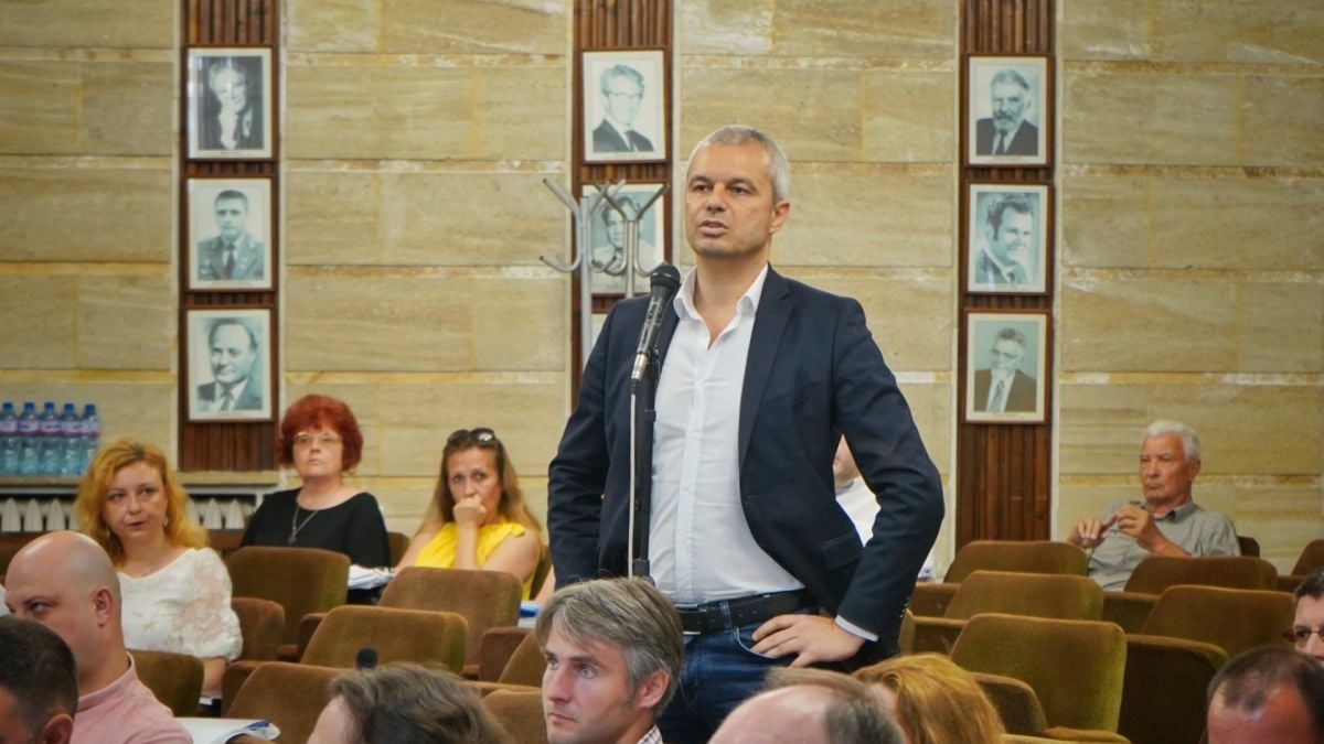 И "Възраждане" даде червен картон на ГЕРБ