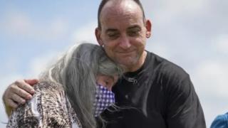 Шокиращ случай: Мъж излежа 37 г. в затвора за престъпление, което не е извършил СНИМКИ