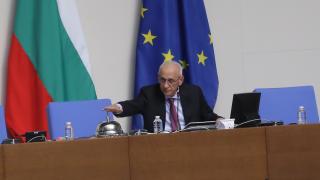 Анализатор с кошмарна прогноза за председател на парламента