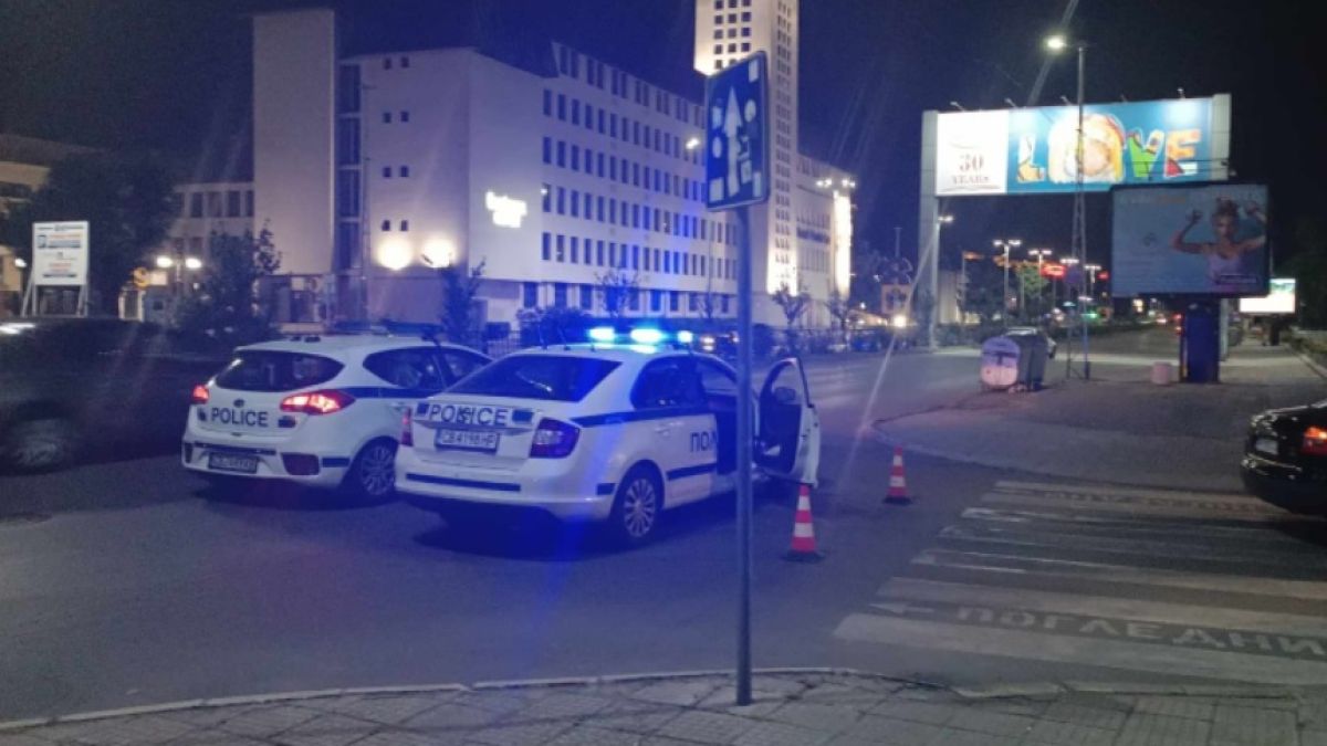 Отчупило се дърво предизвика инцидент по тъмно в Пловдив СНИМКИ