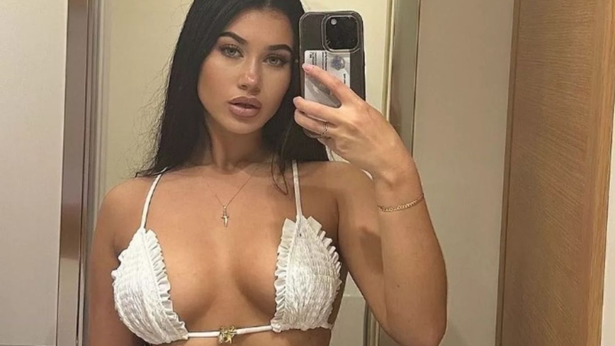 Моделка разказа за мъжете, които й дават пари без нищо в замяна СНИМКИ 18+