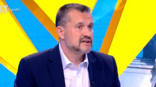 Мутренско събрание: Човек на Нинова: Вигенин пищи като жена! 