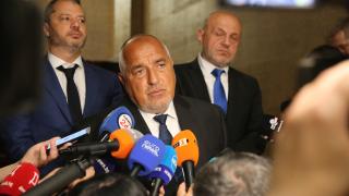 Първа реакция от ГЕРБ след ключовото решение от Острова: Рев, тръшкане и сръбска музика за ППтата