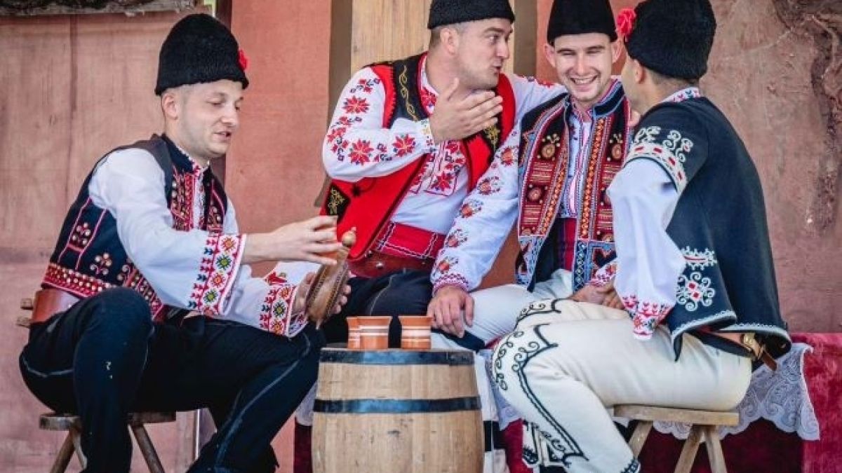 Северняшка сватба за чудо и приказ във Враца, такова нещо рядко се вижда СНИМКИ