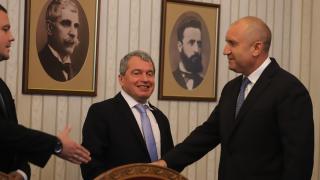 Тошко Йорданов: Съвсем нормално е да си вземете пудел и да се замеряте с милиони евро, това не е корупция!