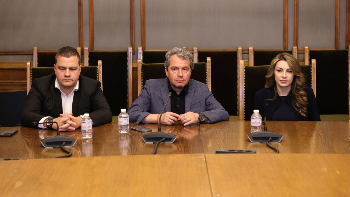 ИТН пече голяма бомба, ще взриви НС до минути