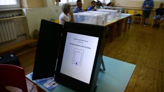 Ето как да гласуваме с машина на изборите в неделя! Изпробвайте СИМУЛАТОРА