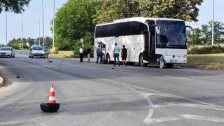 Трагедия! 19-г. шофьор загина на място след удар в автобус в Ловешко