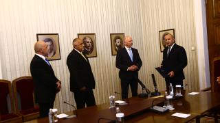 Пред Ивелин Михайлов: Радев обяви кога връчва мандата на ГЕРБ-СДС