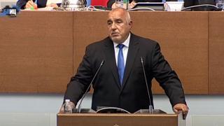 Борисов с бомба към Радев от трибуната: Ако направите това, ще има кабинет! 