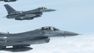 Румъния вдигна по тревога F-16 заради руски дронове 