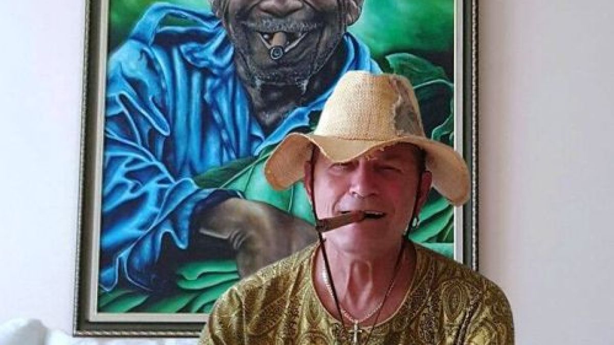 Поетът Живко Колев става на 70 г.: Какво ли не му се случва на човек в жегата