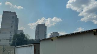 Първо в БЛИЦ: И София пламна! Гъст дим се вижда от този столичен квартал ВИДЕО