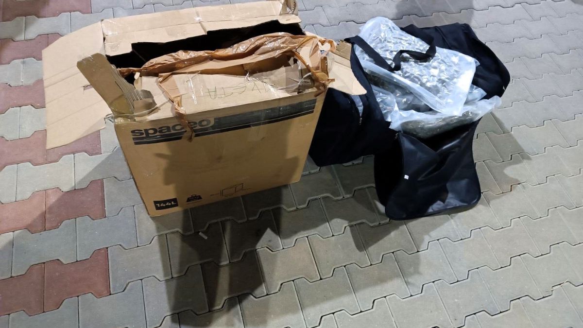 ГДБОП с мощен удар на столичен паркинг, има закопчани СНИМКИ 