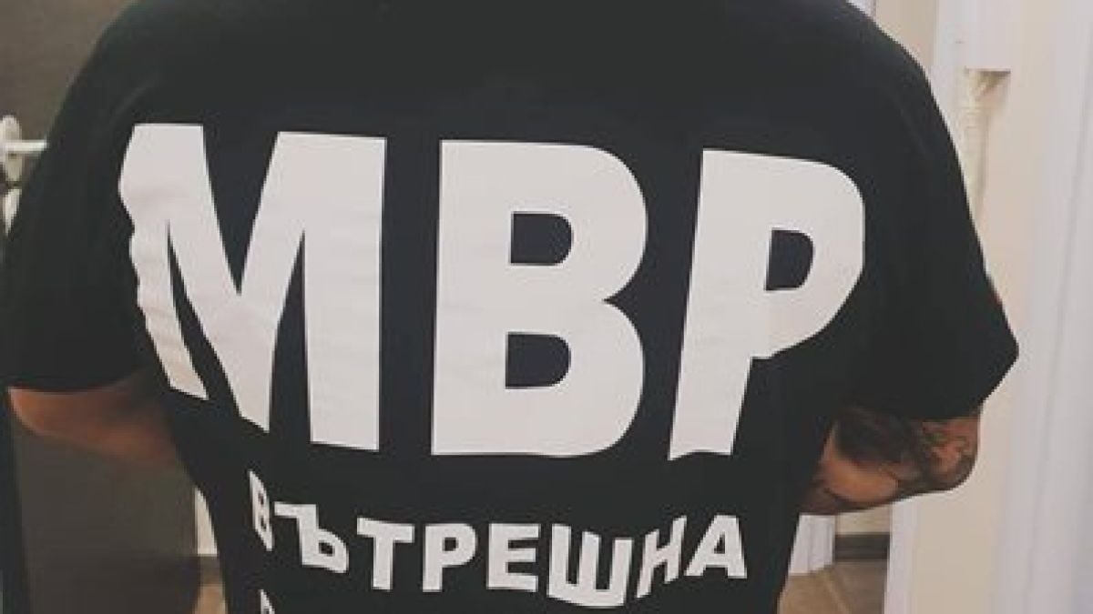 Бомбастични новини около сина на Нотариуса, работи в... СНИМКИ