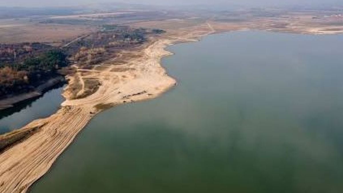 Трупове осеяха язовир "Пясъчник" край Пловдив