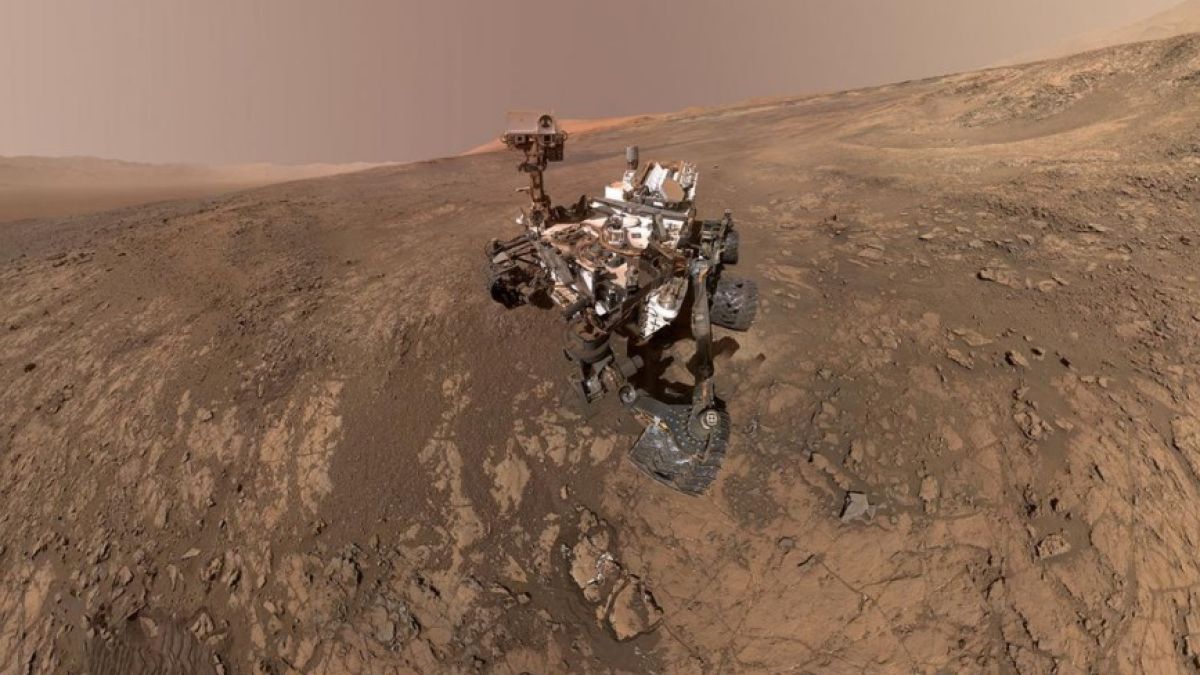 Марсоходът Curiosity направи изумително откритие на Червената планета СНИМКА