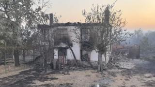 Година след огнения ад хора във Воден все още живеят във фургони