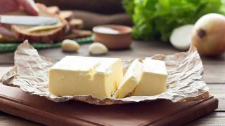 В САЩ започнаха да създават млечни продукти от въздух и вода, замесен е Бил Гейтс ВИДЕО